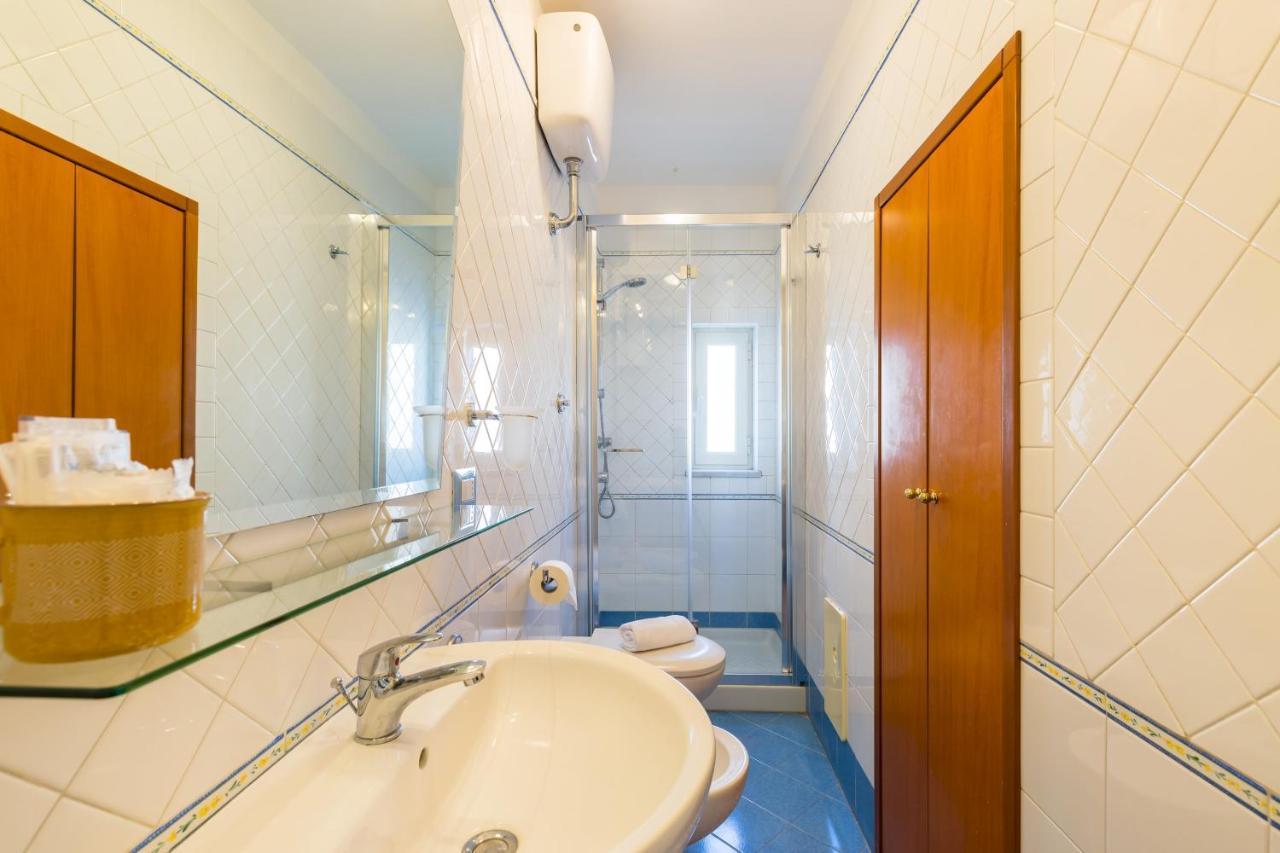 Terrazza San Paolo By Napoliapartments ภายนอก รูปภาพ